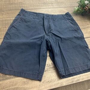 Old Navy shorts, size 33/9